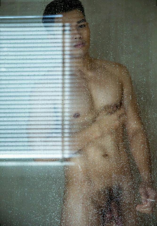 hot male 550 (18+)