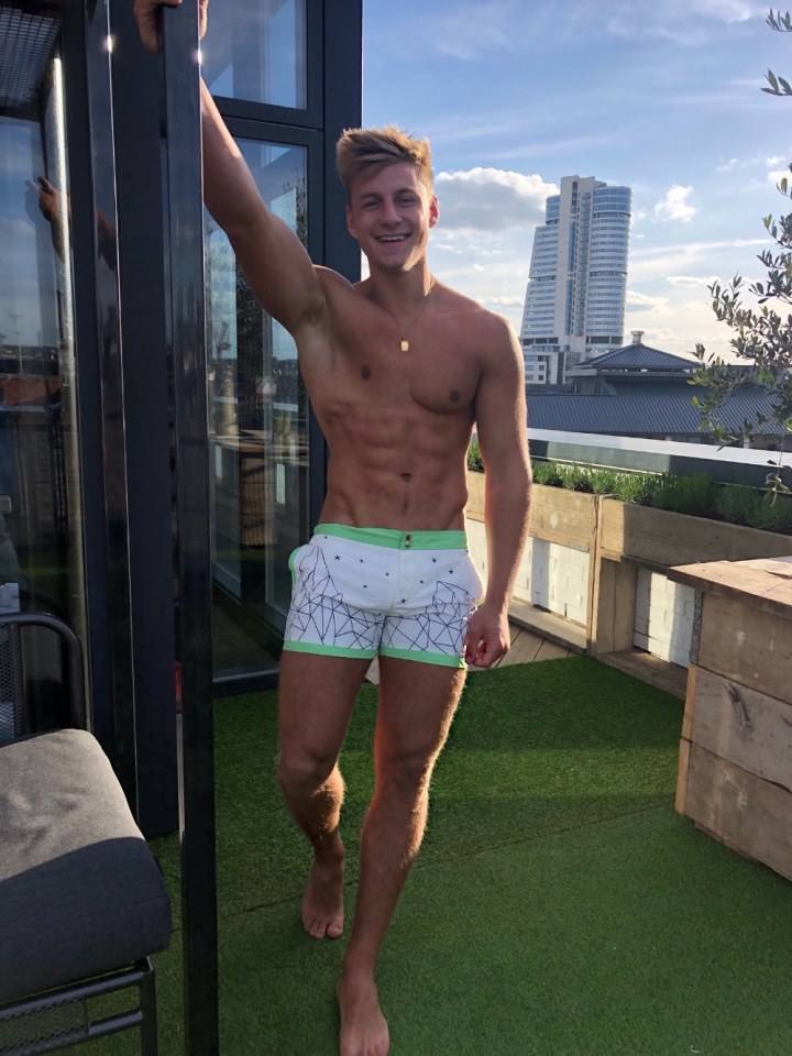 Sexy52