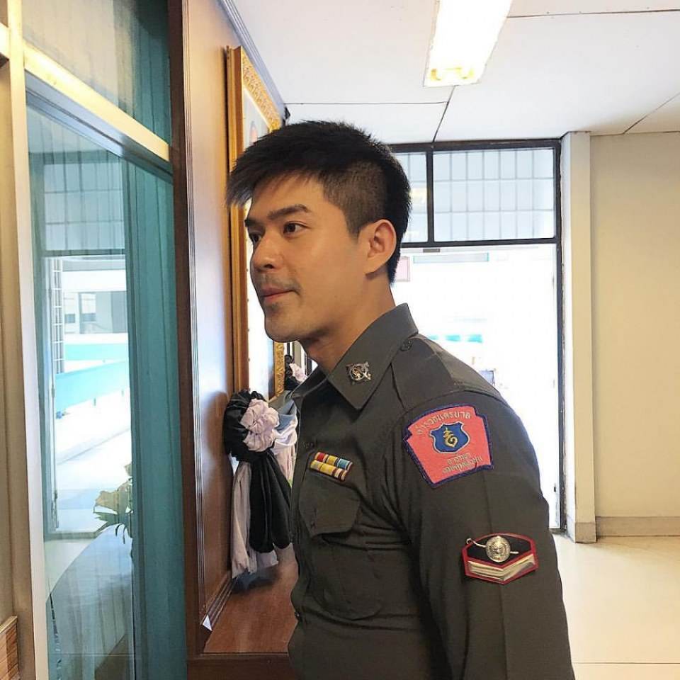 อมของหลวงผิดก็ยอม