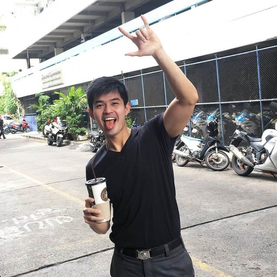 อมของหลวงผิดก็ยอม