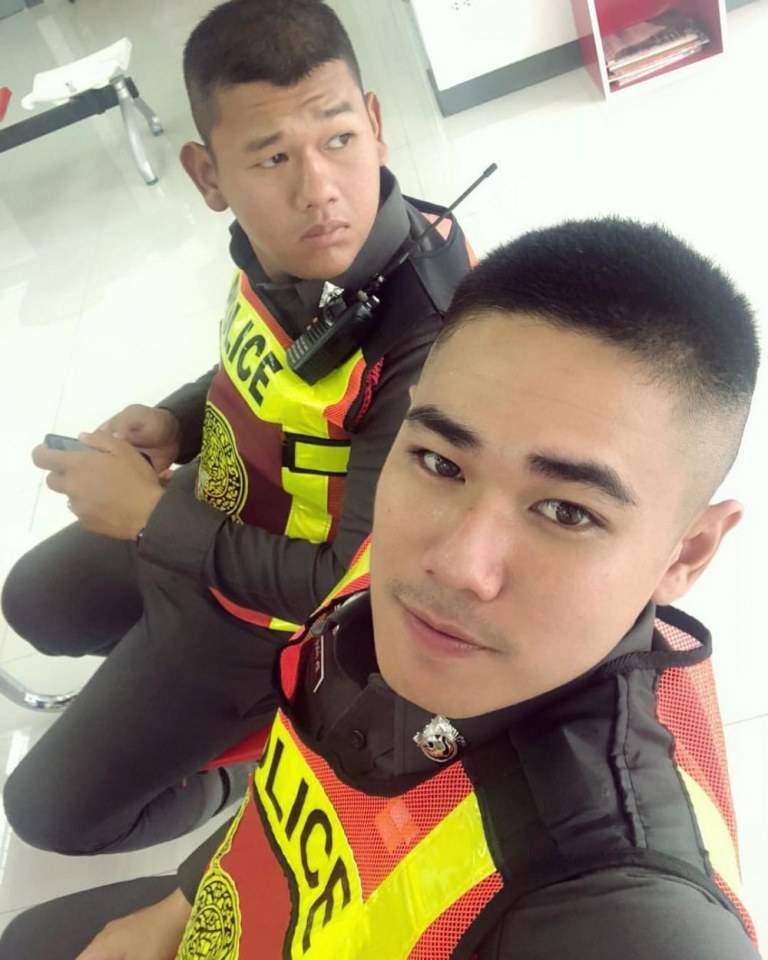 อมของหลวงผิดก็ยอม