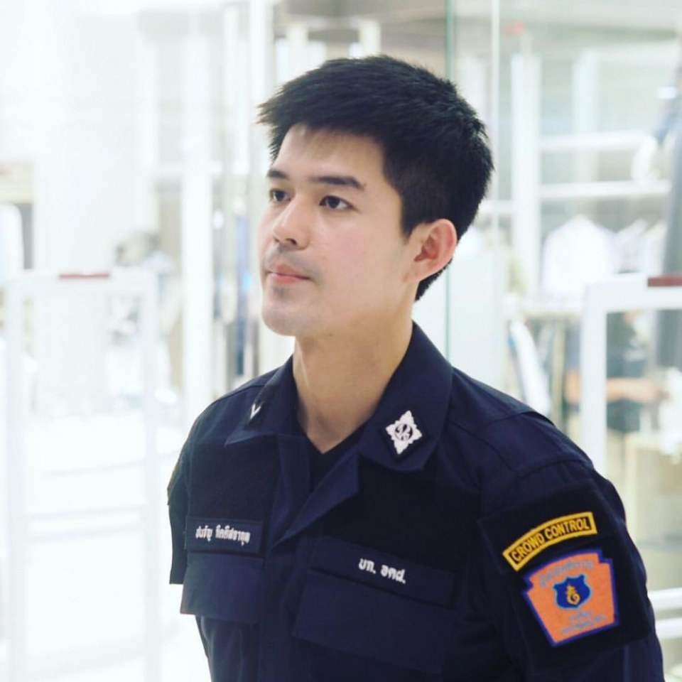 อมของหลวงผิดก็ยอม