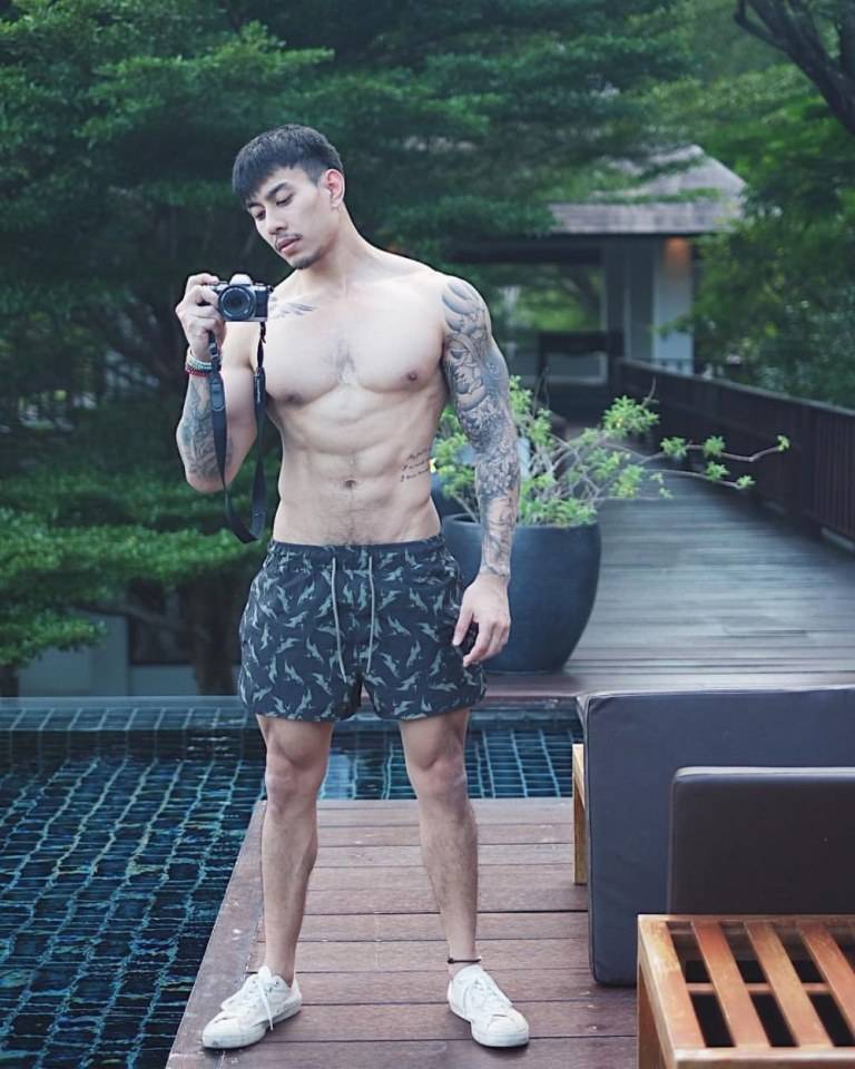 ยั่ววันหยุด