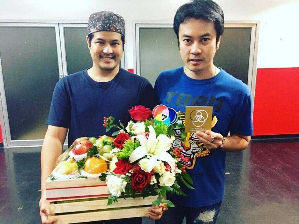 พี่ชายในวงการดารา