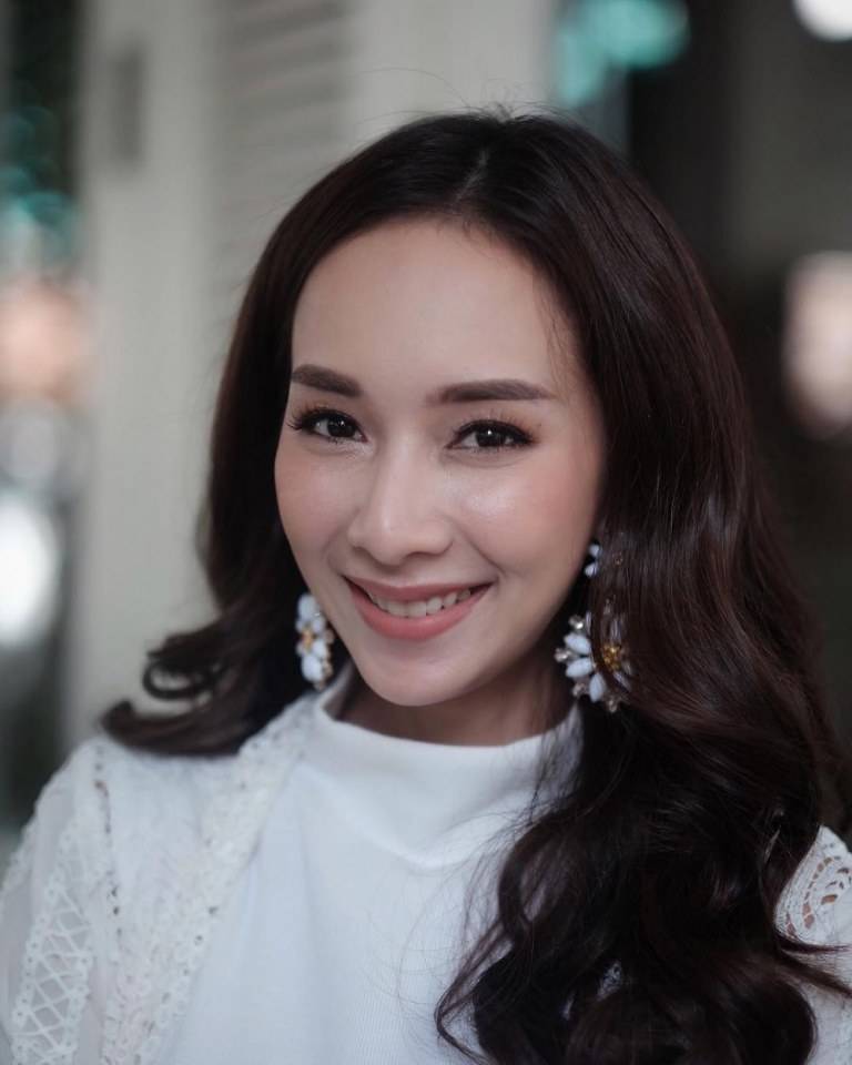 มิ้น ณัฐวรา