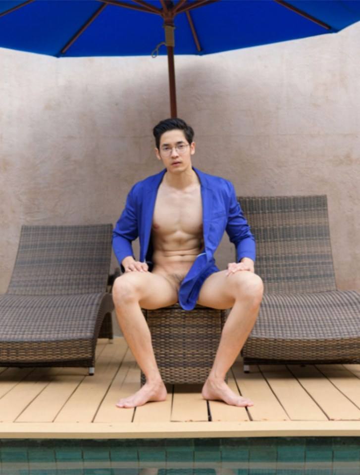 hot male 557 (18+)
