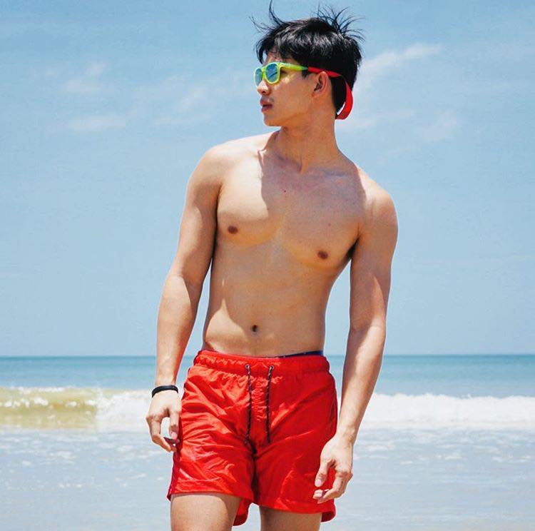 ไปทะเลกัน