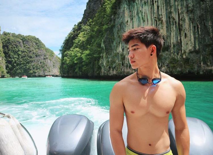 ไปทะเลกัน