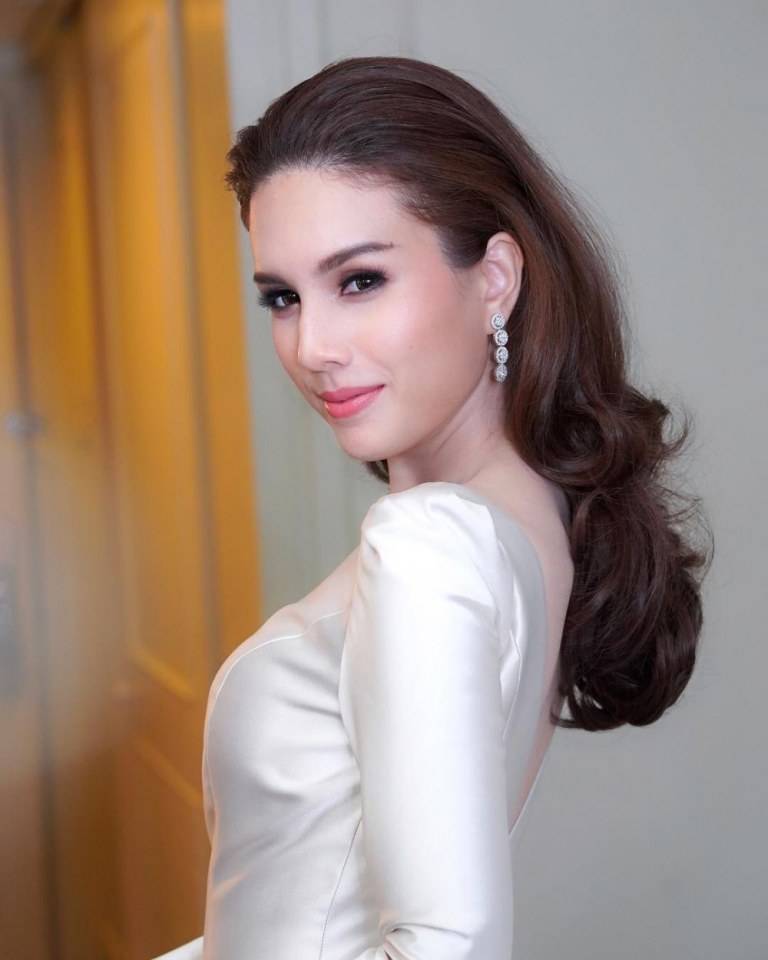 ปลา ปาลิตา ผลงานล่าสุดเรื่อง แม่ดอกรักเร่ ปี 2558