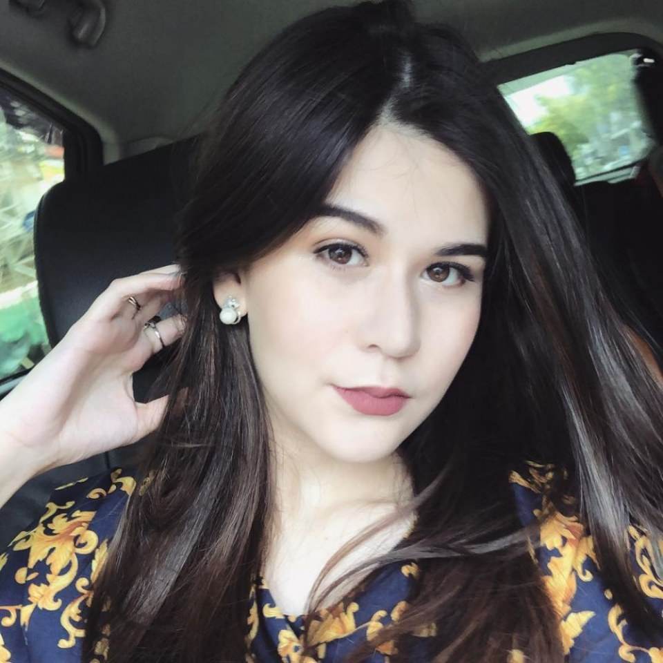 เจนี่ เจนิลา ผลงานล่าสุดเรื่อง กุหลาบซ่อนกลิ่น ปี2557