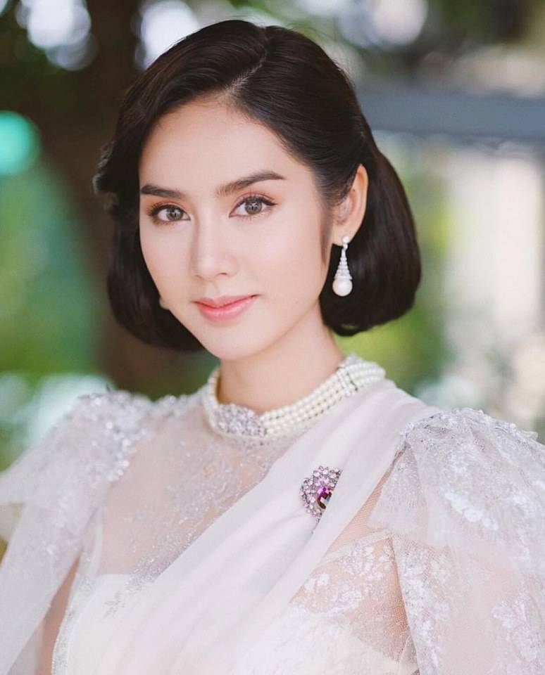 มะนาว ศรศิลป์