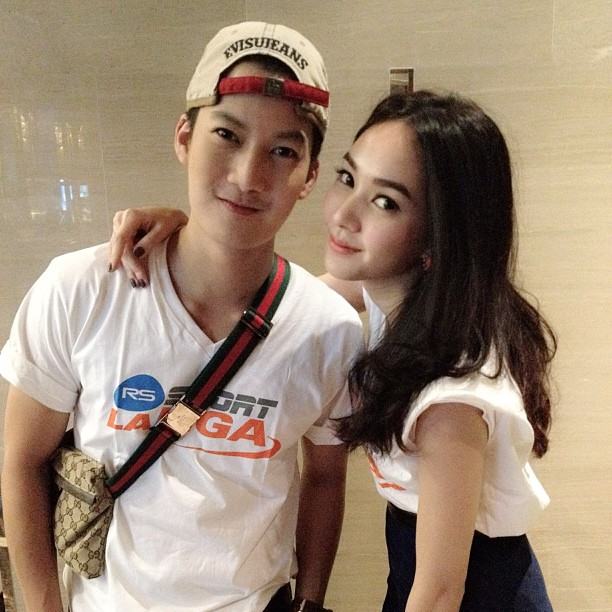 เชน​ ธนา-โฟร์​ ศ​กล​รัตน์​