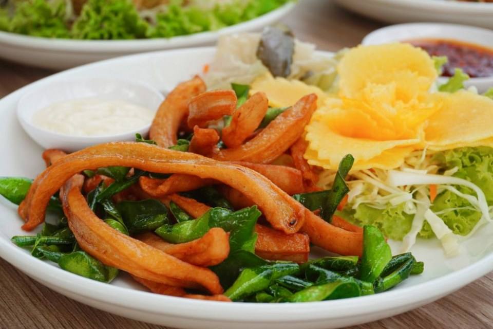 อรีส ARIS ร้านใหม่น่าลอง ย่านพุทธมณฑลสาย5 สามพราน นครปฐม อร่อยบอกต่อ
