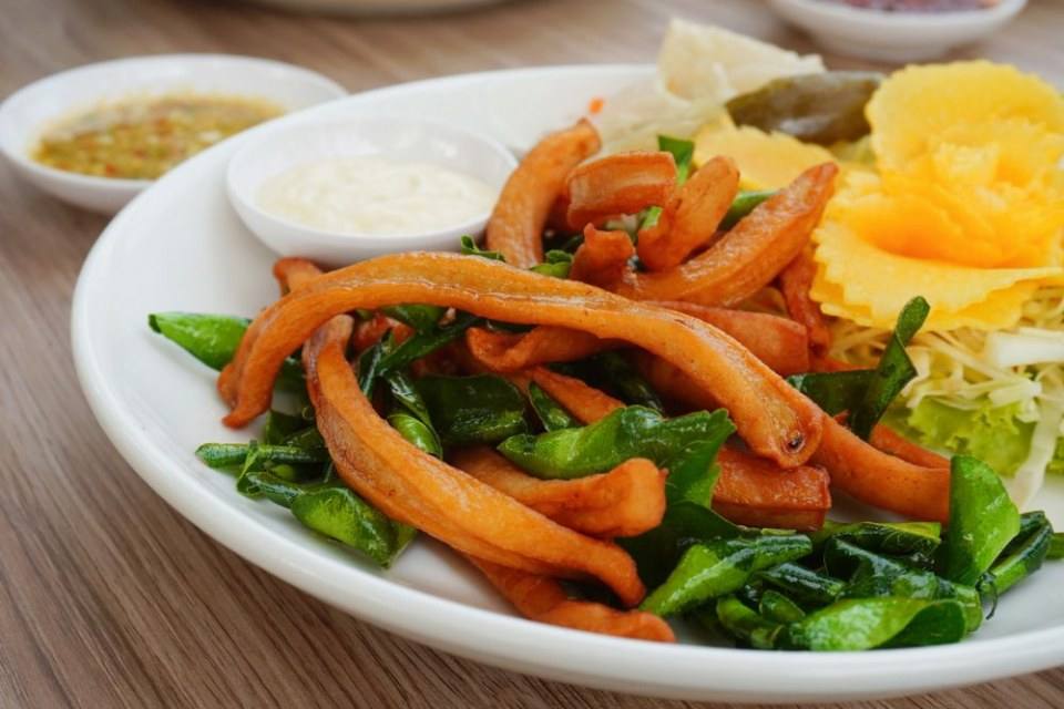 อรีส ARIS ร้านใหม่น่าลอง ย่านพุทธมณฑลสาย5 สามพราน นครปฐม อร่อยบอกต่อ