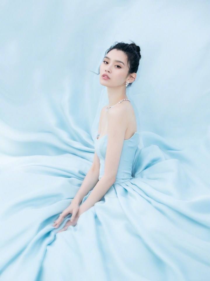 Ming Xi ลุคนี้ก็ปังสุดๆ &ldquo;ซินเดอเรลล่า&rdquo;