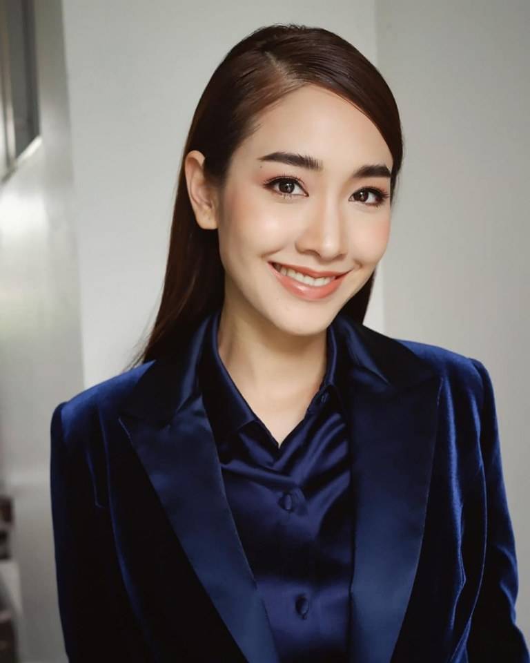 มิน พีชญา