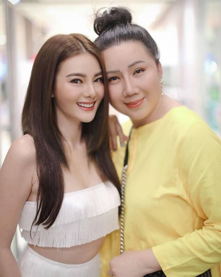 ดิว อริสรา/พี่หวานเจี๊ยบ