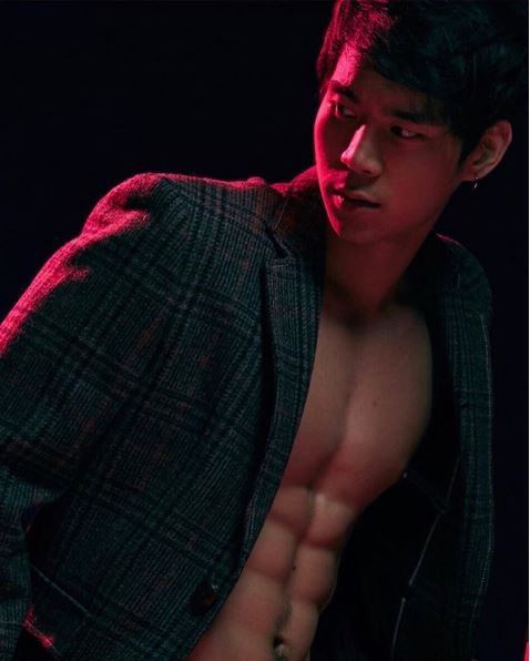 เอิร์ล ณนธภัคร หุ่นดีมาก เจ๊รักที่สุด