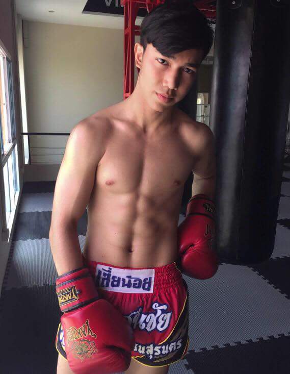 อยากโดนสายฟ้าฟาด