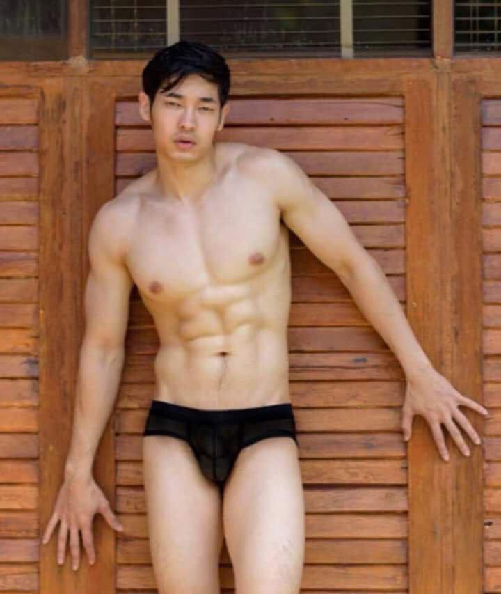 ถอดโชว์เรือนร่าง 2158