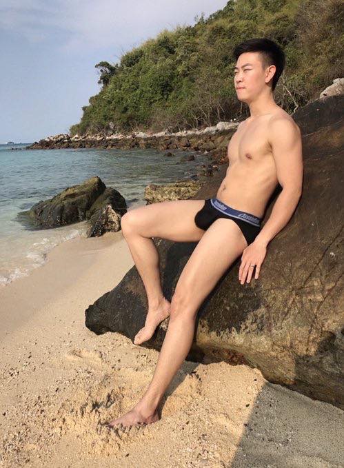 ถอดโชว์เรือนร่าง 2159