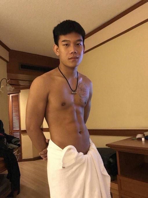 ถอดโชว์เรือนร่าง 2160