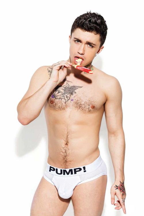 Hot guy in underwear 329