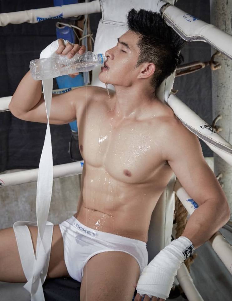 Hot guy in underwear 329