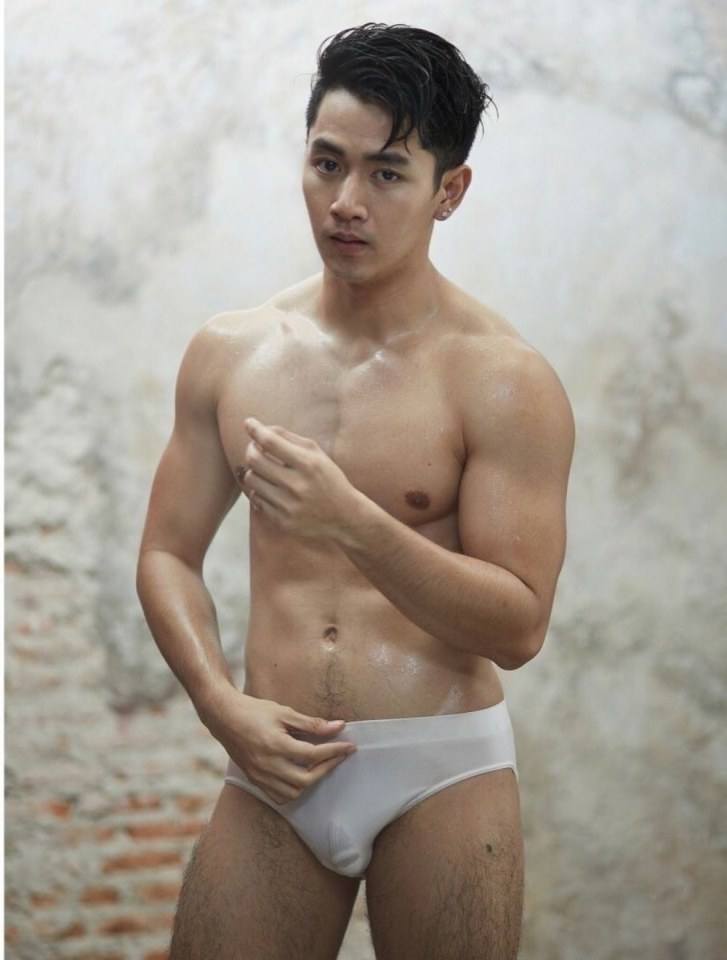 Hot guy in underwear 329