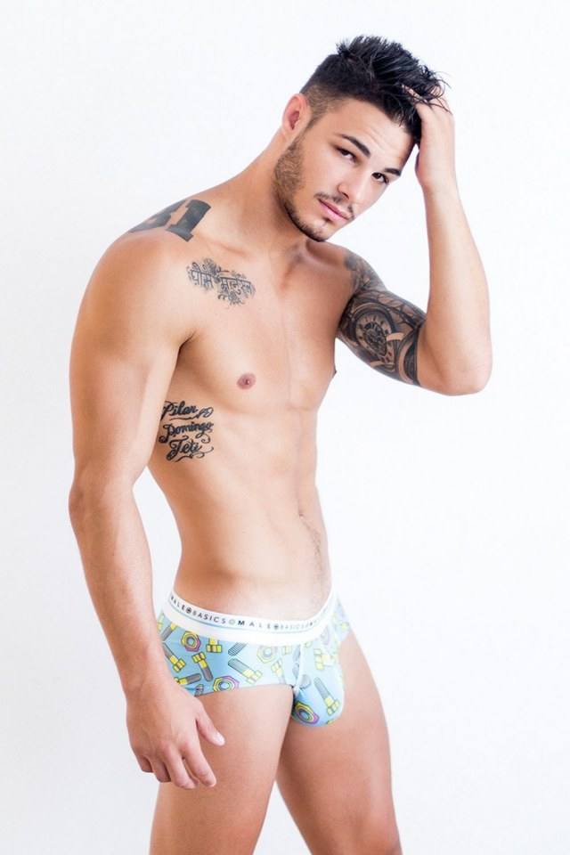 Hot guy in underwear 329