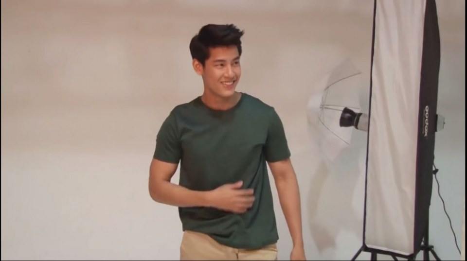 แชบเกินห้ามใจบ่ให้ฮัก