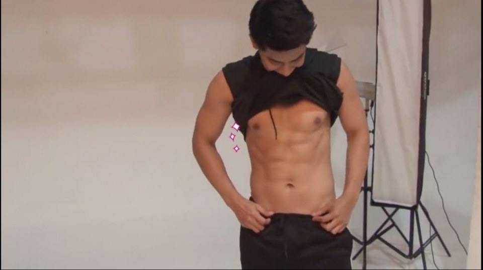 แชบเกินห้ามใจบ่ให้ฮัก