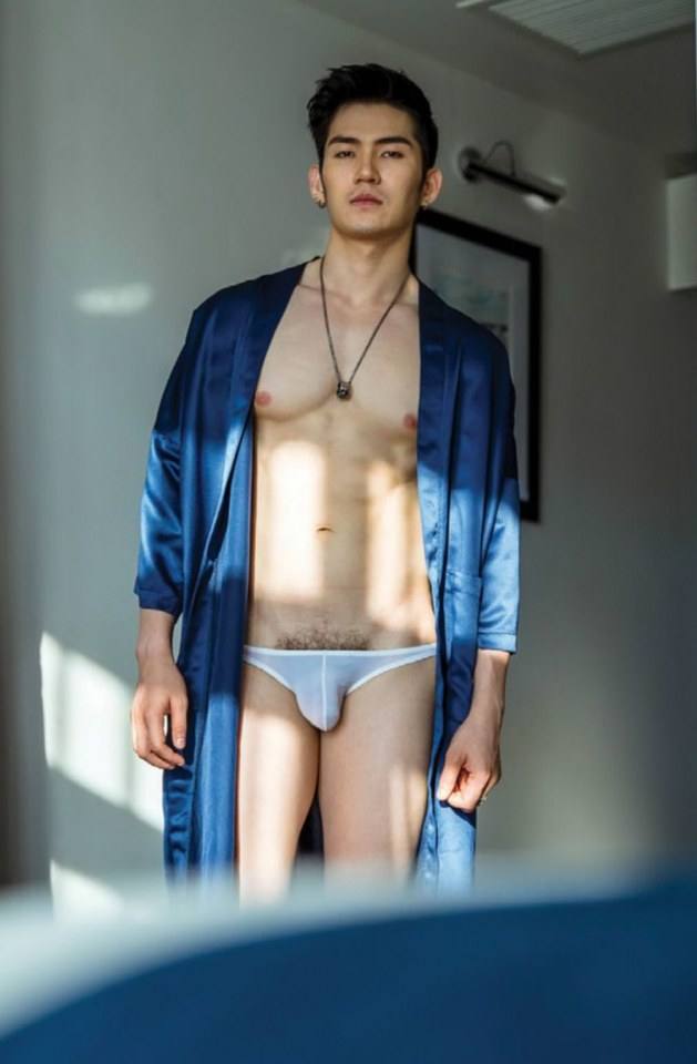 hot male 573 (18+)