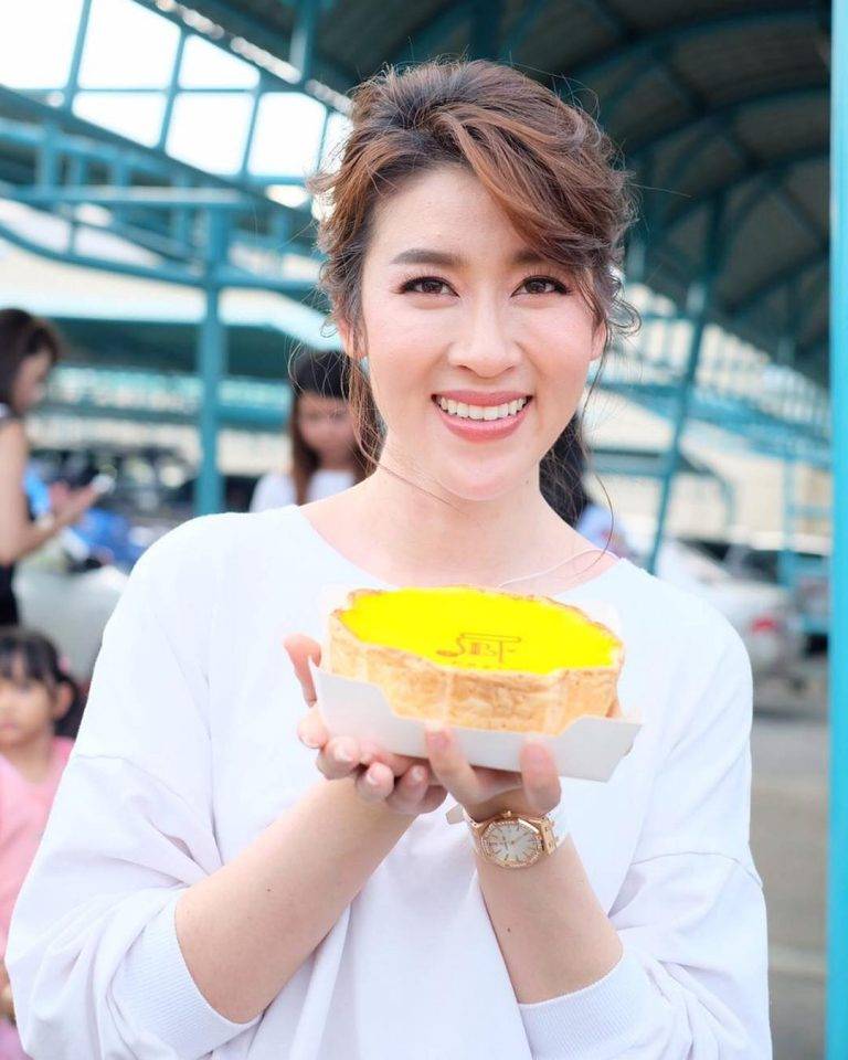 เชียร์ ฑิฆัมพร ฤทธิ์ธาอภินันท์ นางมีส่วนสูง 172 ซม.