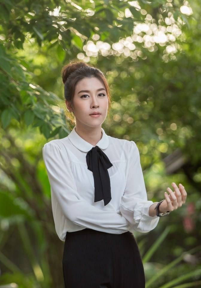 เชียร์ ฑิฆัมพร ฤทธิ์ธาอภินันท์ นางมีส่วนสูง 172 ซม.