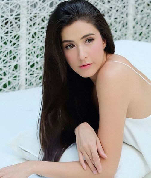 ริต้า ศรีริต้า เจนเซ่น นางมีส่วนสูง 173 ซม.