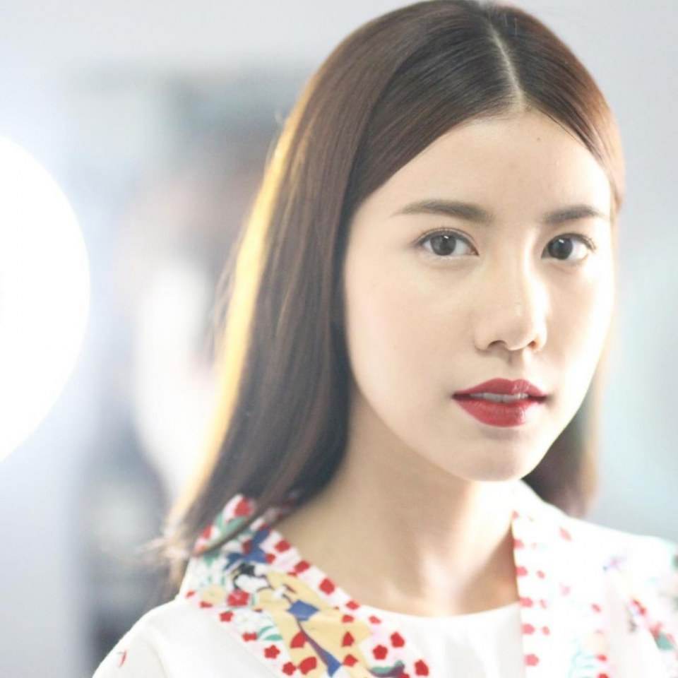 เอสเธอร์​ สุปรีย์ลีลา​ mvพร้อมหรือยัง