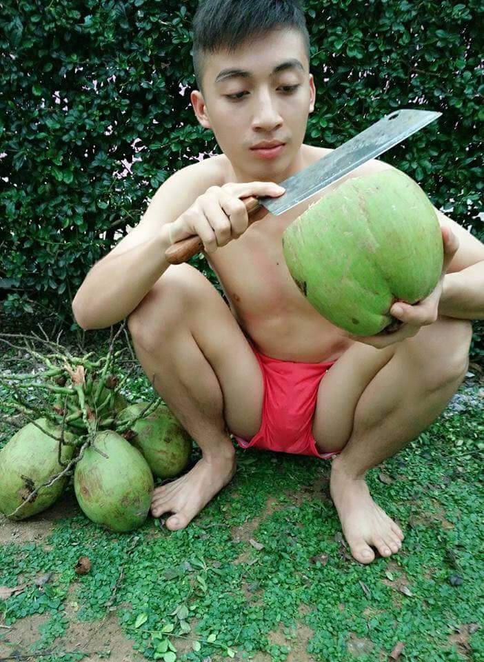 hot male 577 (18+)