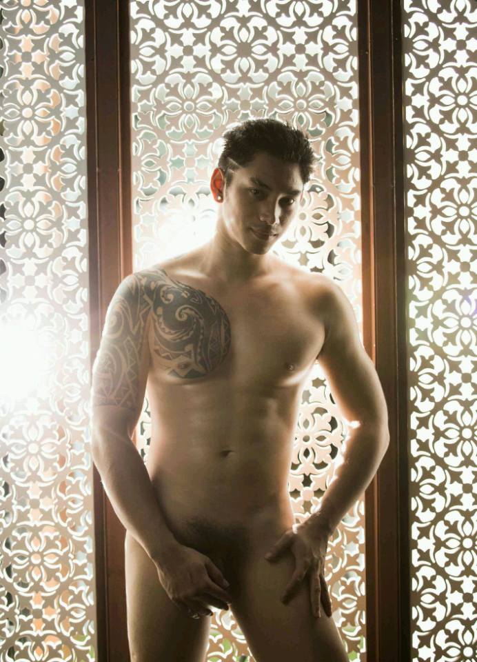 hot male 580 (18+)