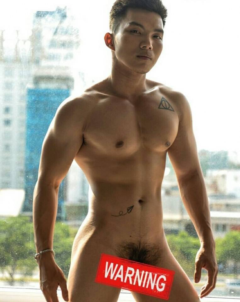 hot male 580 (18+)