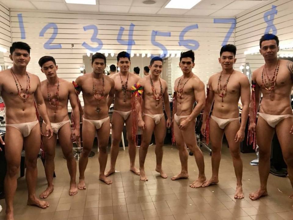 hot male 583 (18+)