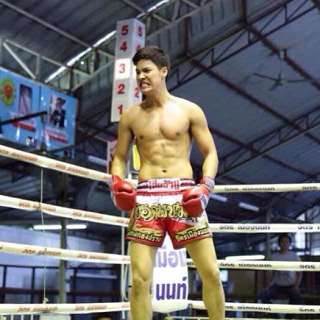 รวมเหล่าสามี..กับกีฬามวยไทย(รักๆๆๆ)