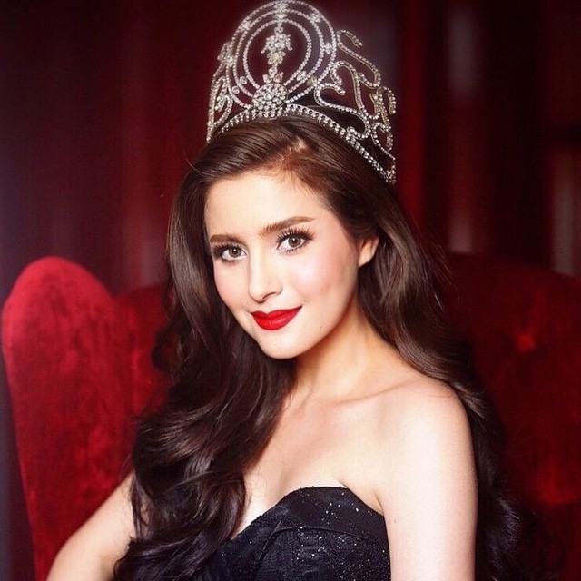 ณฉัตร กวิยณัฎฐ์Miss Thailand World2012