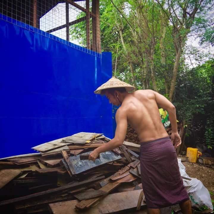 หลงรักน้องหม่อง