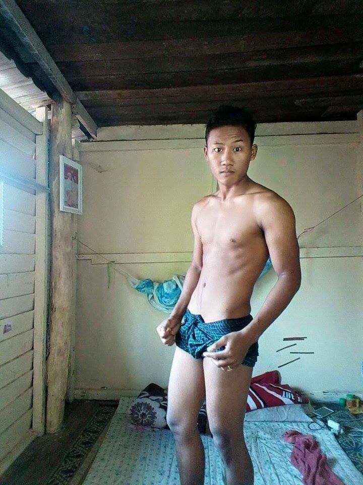 หลงรักน้องหม่อง