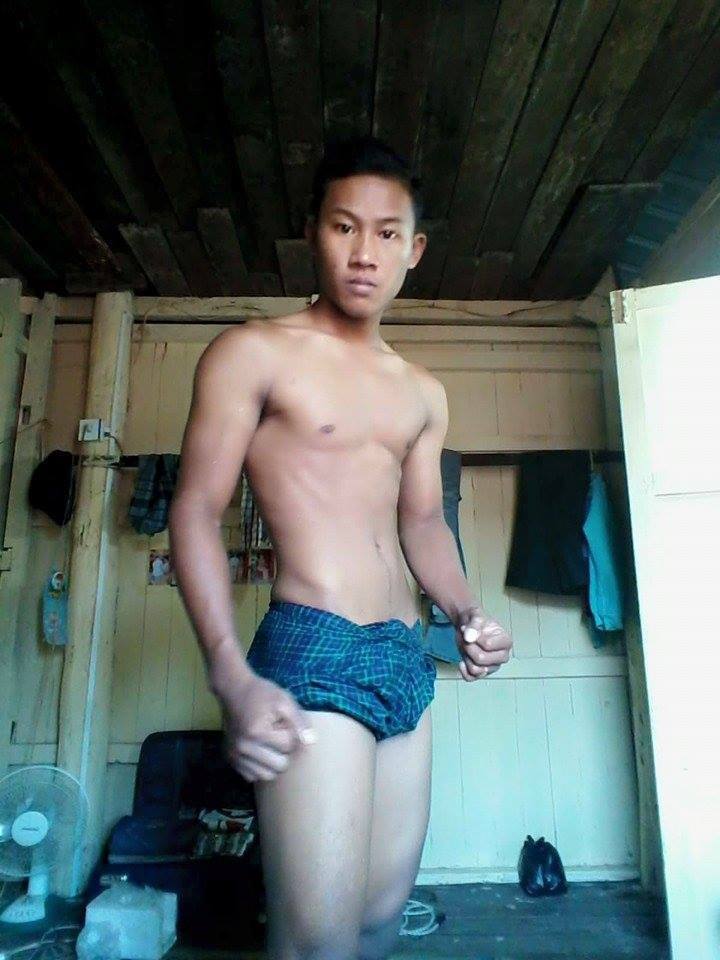 หลงรักน้องหม่อง