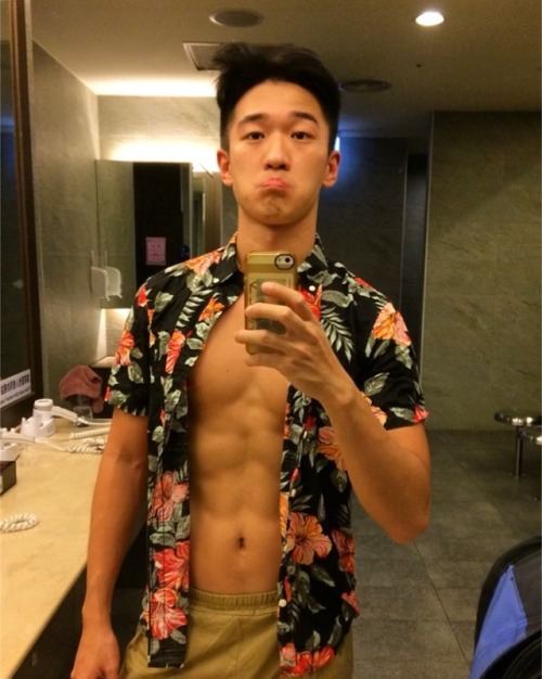 ถอดโชว์เรือนร่าง 2183