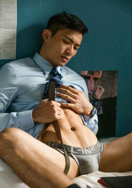 ถอดโชว์เรือนร่าง 2183