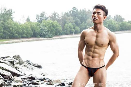 ถอดโชว์เรือนร่าง 2192