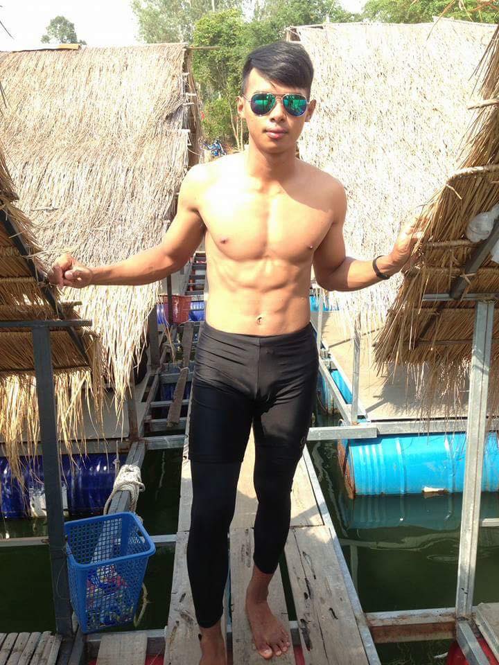 ถอดโชว์เรือนร่าง 2193